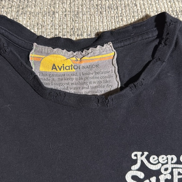 VTG Aviator Nation Keep‎ on Surfing Sunrise Distressed Boyfriend Tee Black Small - Picture 3 of 6